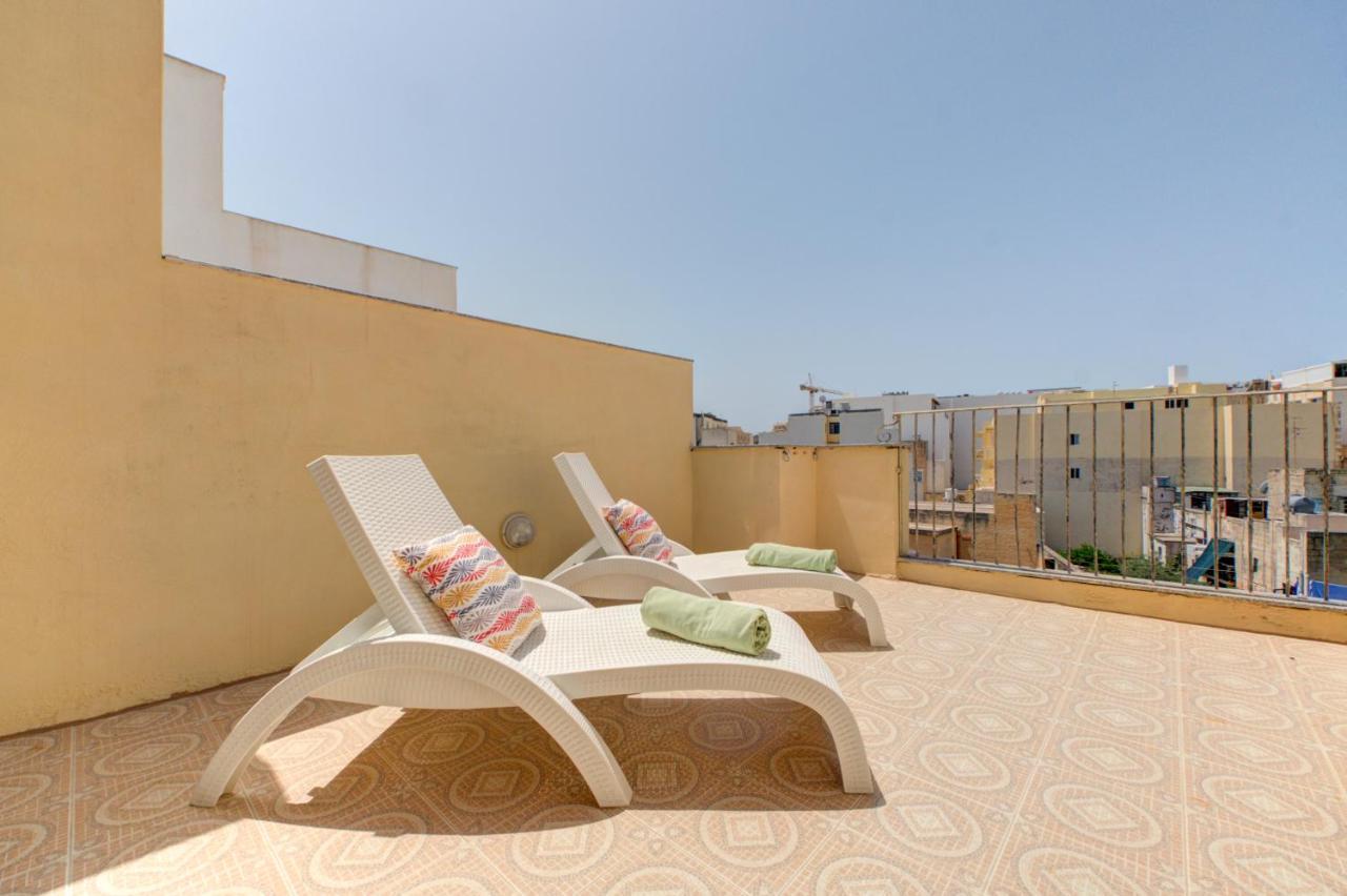 Morina Court - Seaview Apartments And Penthouse In St Julians By Shortletsmalta San Giuliano Esterno foto