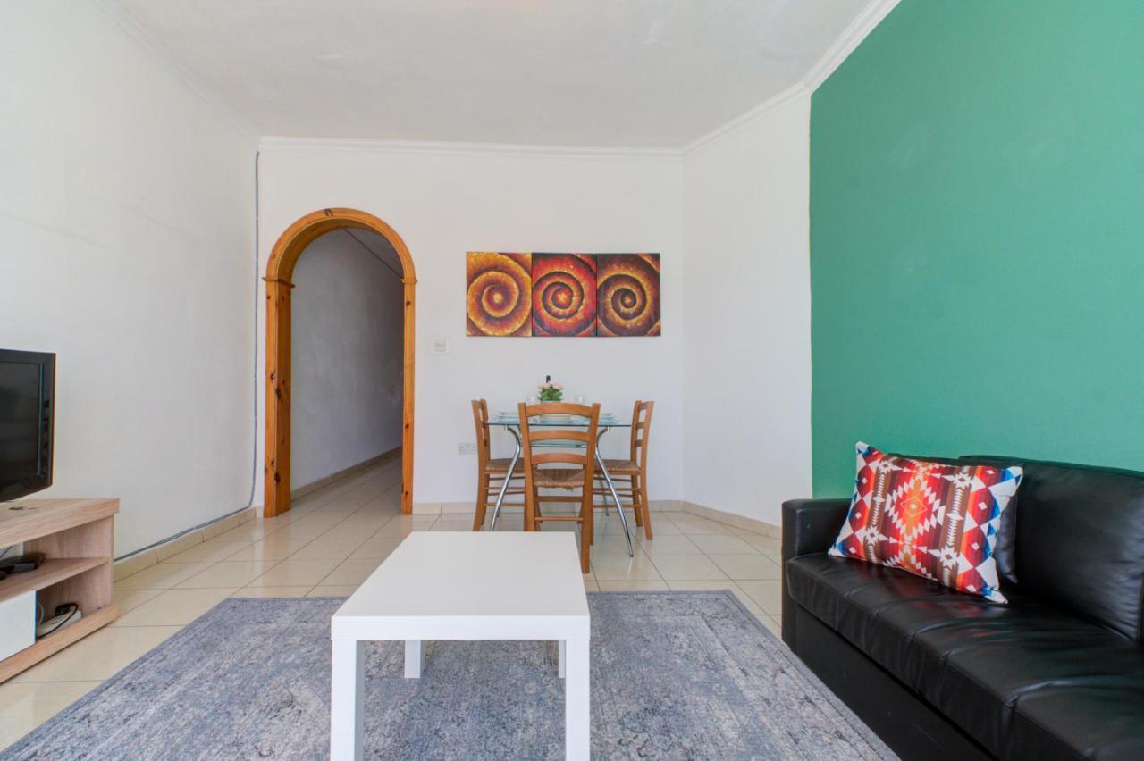 Morina Court - Seaview Apartments And Penthouse In St Julians By Shortletsmalta San Giuliano Esterno foto