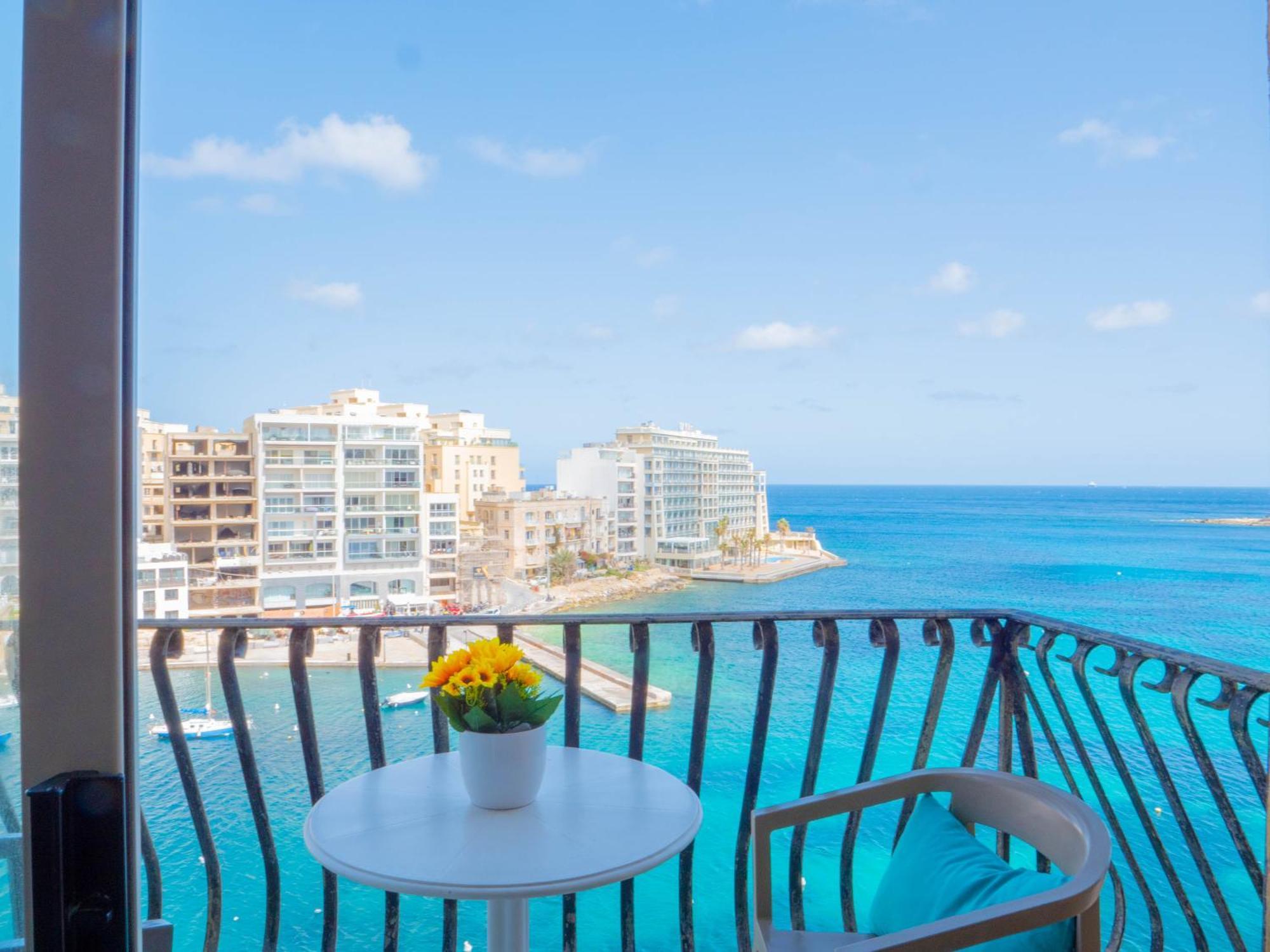 Morina Court - Seaview Apartments And Penthouse In St Julians By Shortletsmalta San Giuliano Esterno foto