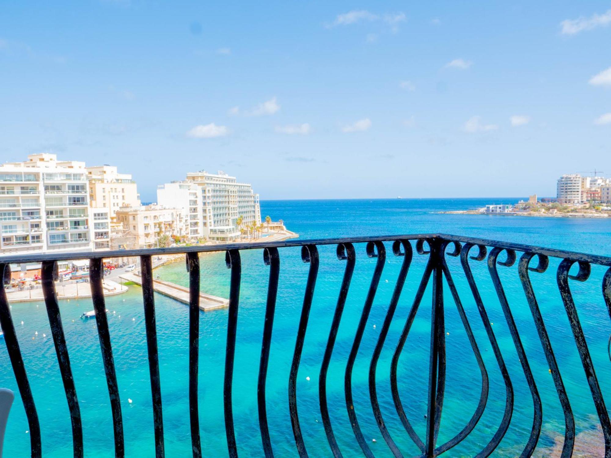 Morina Court - Seaview Apartments And Penthouse In St Julians By Shortletsmalta San Giuliano Esterno foto
